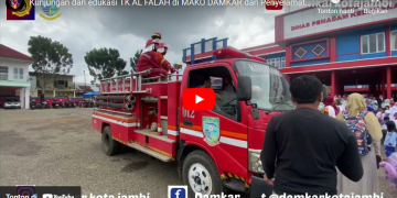 Kunjungan dan edukasi TK AL FALAH di MAKO DAMKAR dan Penyelamatan Kota Jambi.